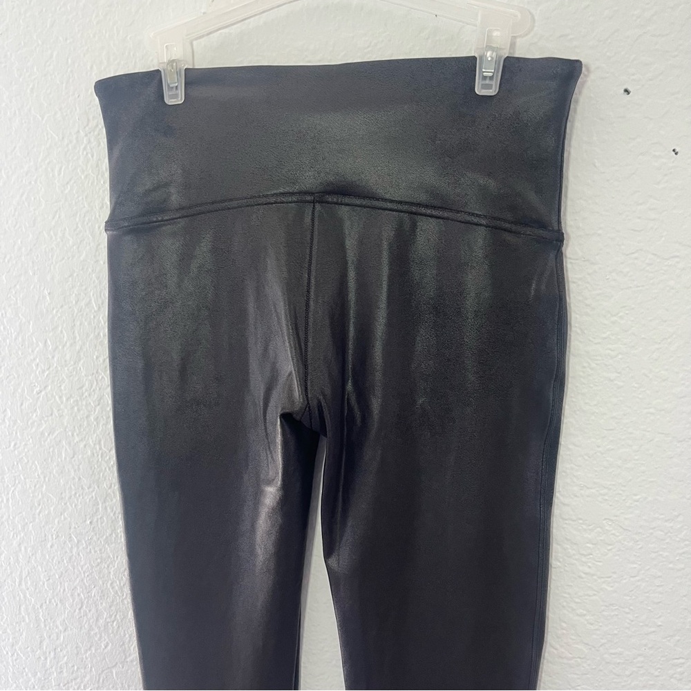 Spanx Faux Leather Leggings 2437Q Size XL - Picture 8 of 11